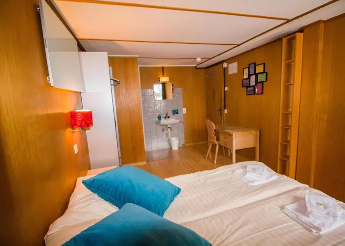 Hotell Hornerpub 3*